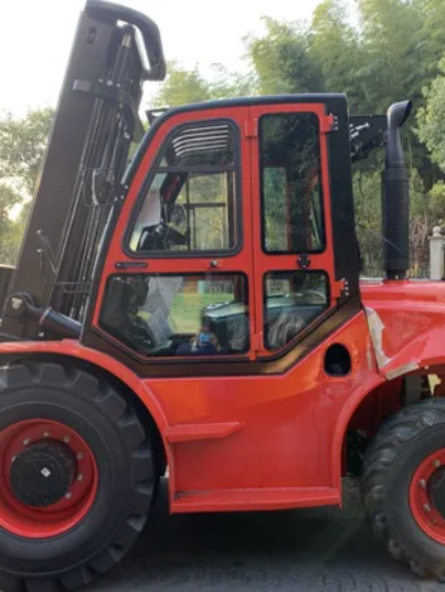 China-Factory-Wholesale-Hangcha-2WD-4WD-off-Road-Diesel-Forklift-5-Ton-7-Ton-10-Ton-High-Load-Capacity-Rough-Terrain-Forklift-for-Farm-Construction-Outdoor (1)