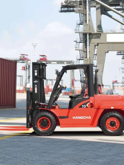 Hangcha-12-Ton-4WD-Seated-Diesel-Counterbalance-Forklift-with-Pneumatic-Tires-for-Workshop-Yard-Operations