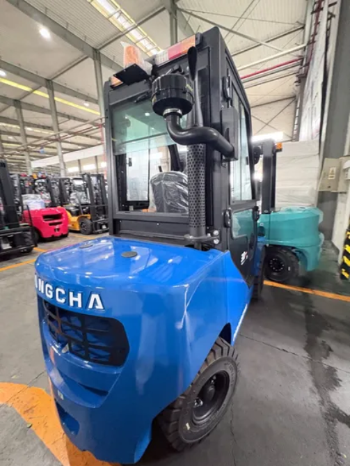 Hangcha-Cpcd30-Xw97f-Xw97-Series-3-Ton-3000kg-Diesel-Counterbalance-Forklift-Euro-V-Engine-Heavy-Duty-Outdoor-Lift-Truck-CE-Certified (2)
