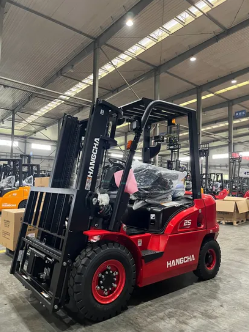 Hangcha-Cpcd40-Xrw76-4-5-Ton-Diesel-Forklift-Seated-Operation-Forklift-with-Solid-Tyres-Heavy-Duty-Warehouse-Logistics-Material-Handling-Truck (1)